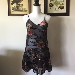 AEO sheer waist sheer mesh dark floral dress sz S